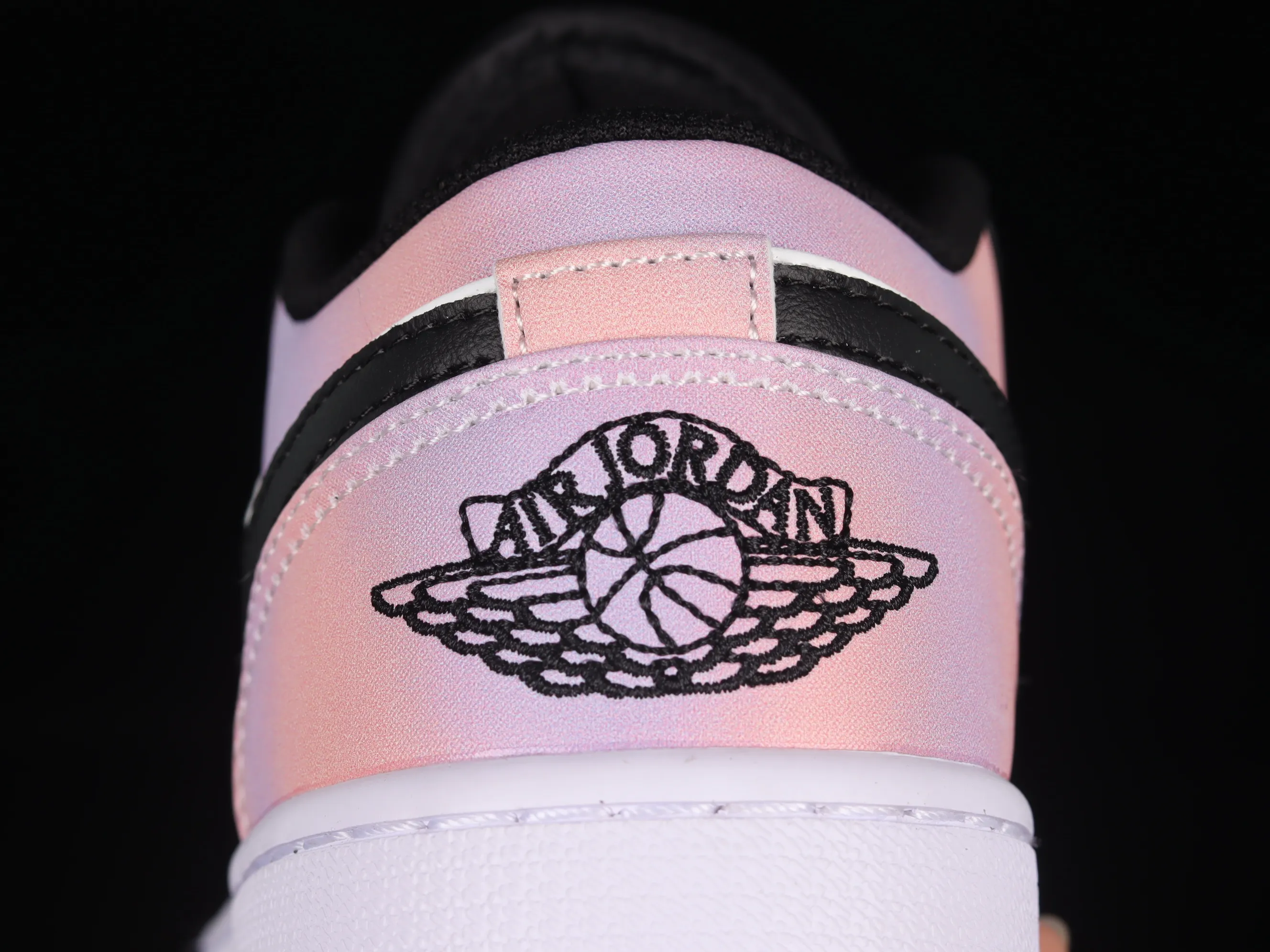 All categories Air Jordan Jordan series basketball shoes Air Jordan 1 Low Z version Air Jordan 1 Low AJ1 Joe 1 black and white laser cultural and leisure sports sneakers DQ2516-108